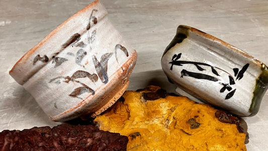 Traditional Shino and Oribe ceramics created at Kasen Pottery, a historic Japanese kiln with over 350 years of ceramic craftsmanship.